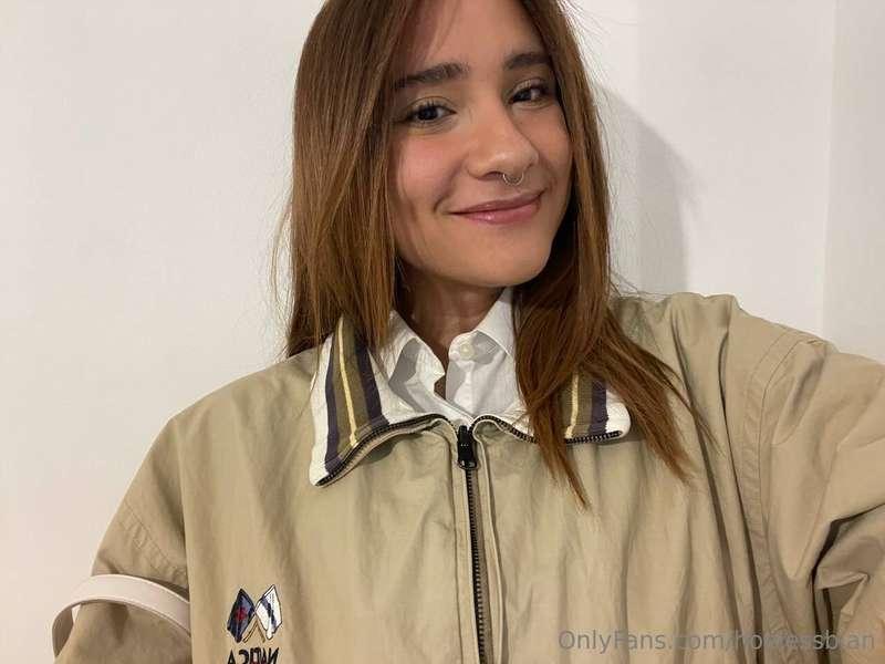 best accesory is a cute smile 🥰🥰