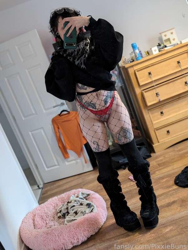 pixxiebuns image #1