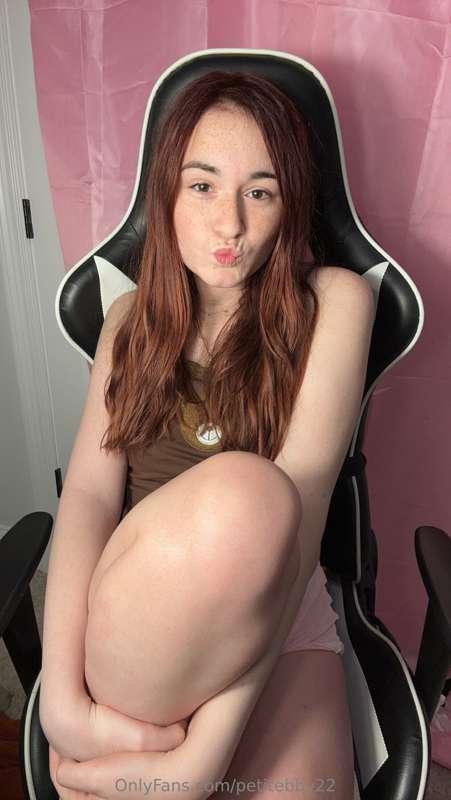 petitebby22 image #0