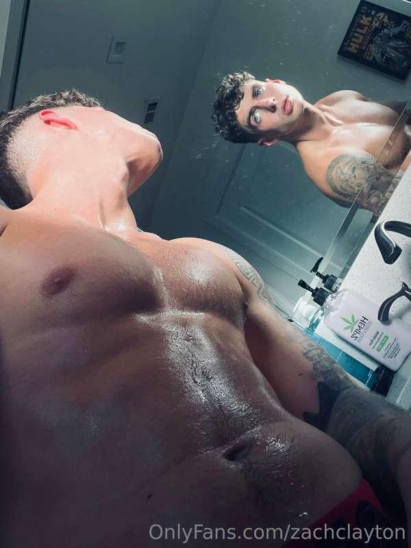 love me or hate me… I know you want to be with me 🖤