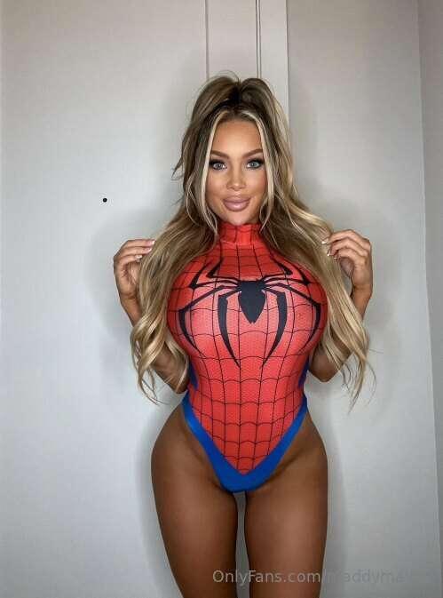 Would you let me wrap my web around your cock? 🤤