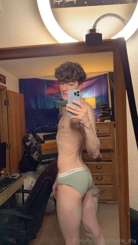 twink_shy image #2