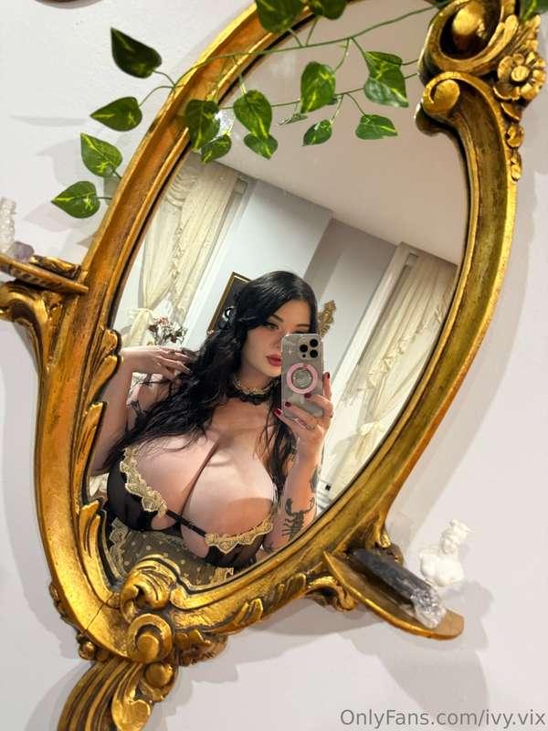 DMs abt to go crazy👀