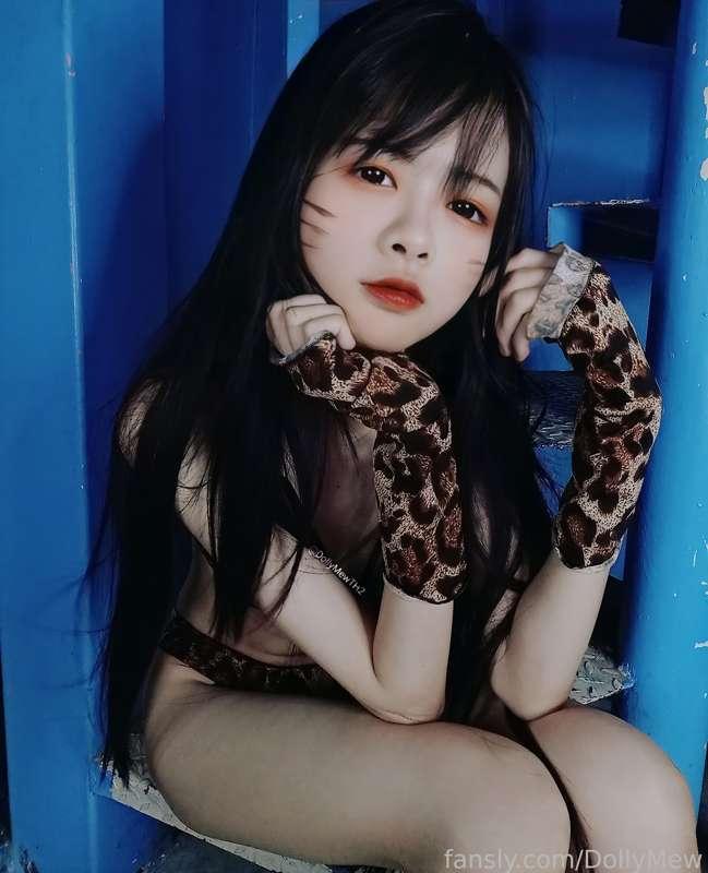 Be careful, this leopard is very fierce^^
