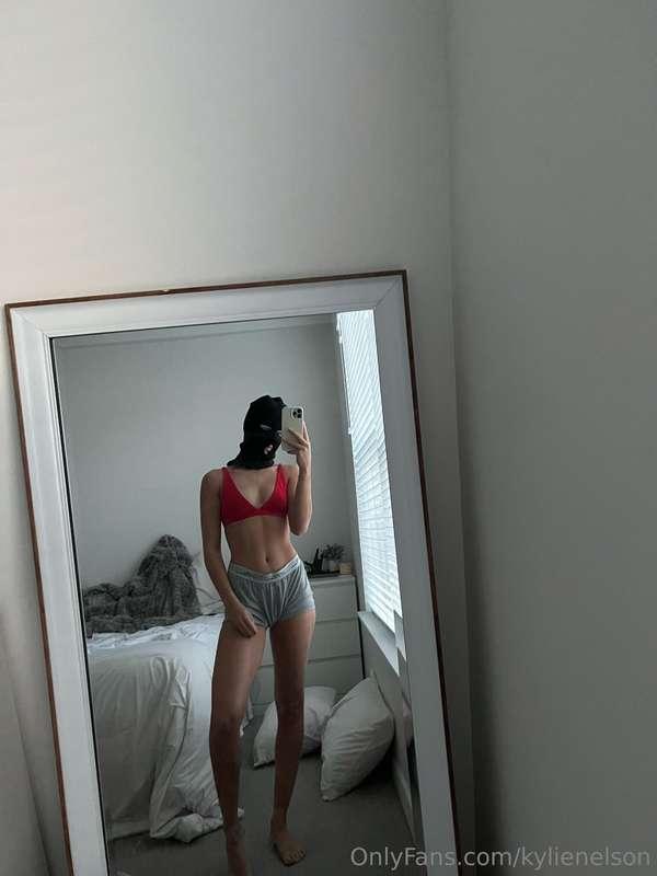 Serving body and attitude 🍰💥