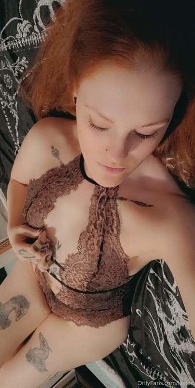 I’m a tall tattooed and pierced natural redhead that enjoys ..