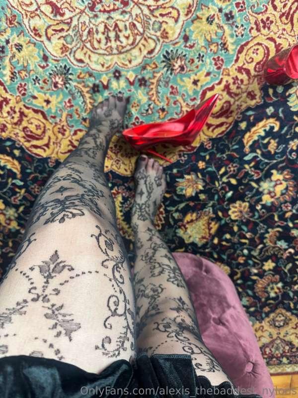alexis_thebaddest_nylons image #3