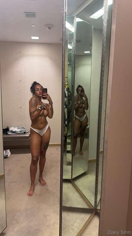 front or back 🍒🍑