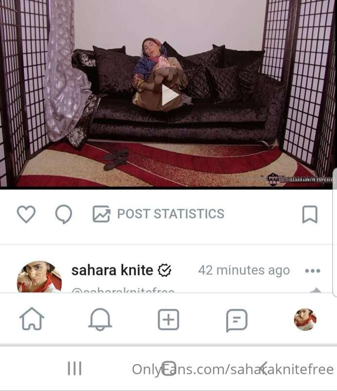 Hijabi aunty foot tease on main wall on paid onlyfans @sahar..