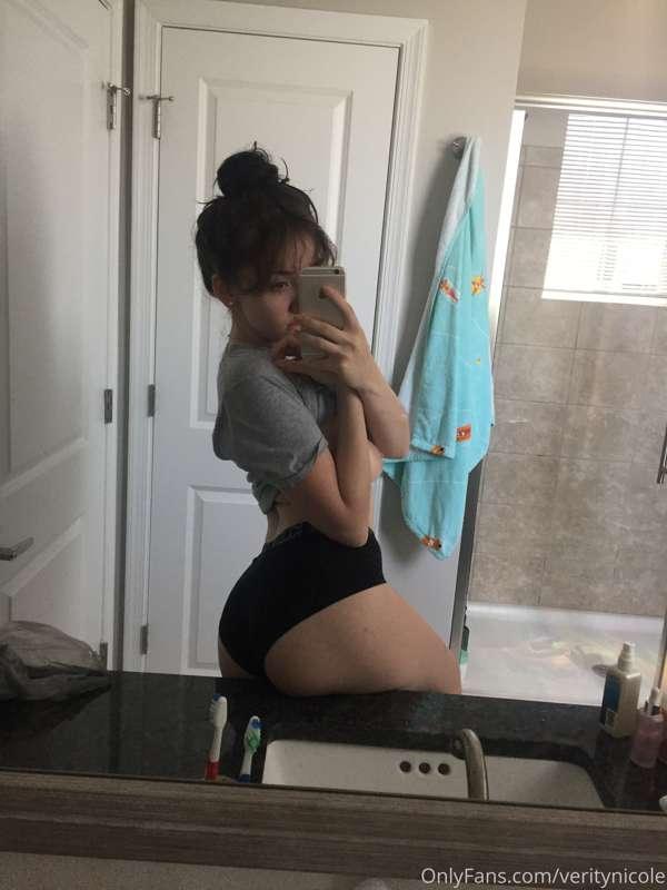 do u like my new bathroom 😳🤭