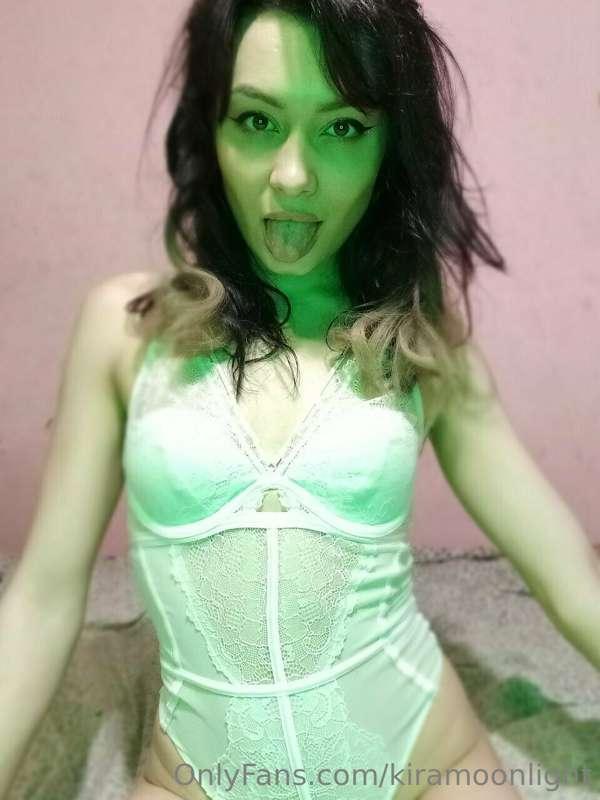 I always imagine myself as a porn actress when I get a facia..