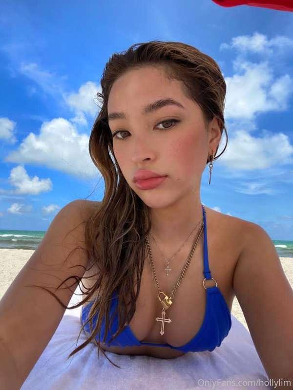 stocking up on content in Miami can’t wait to share 😜