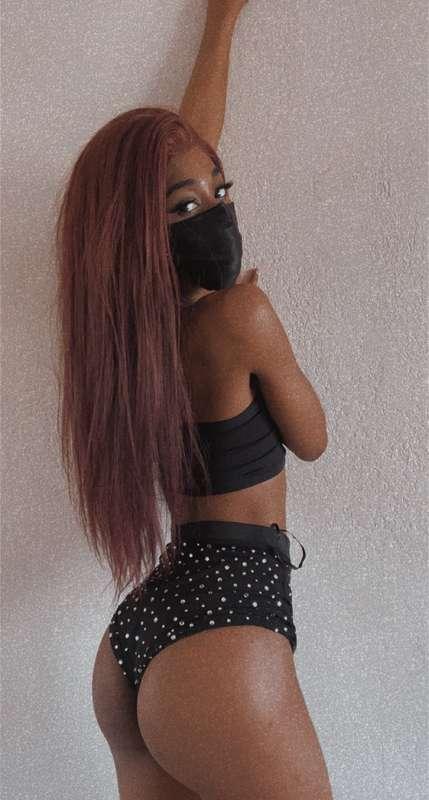 i think simps r hot