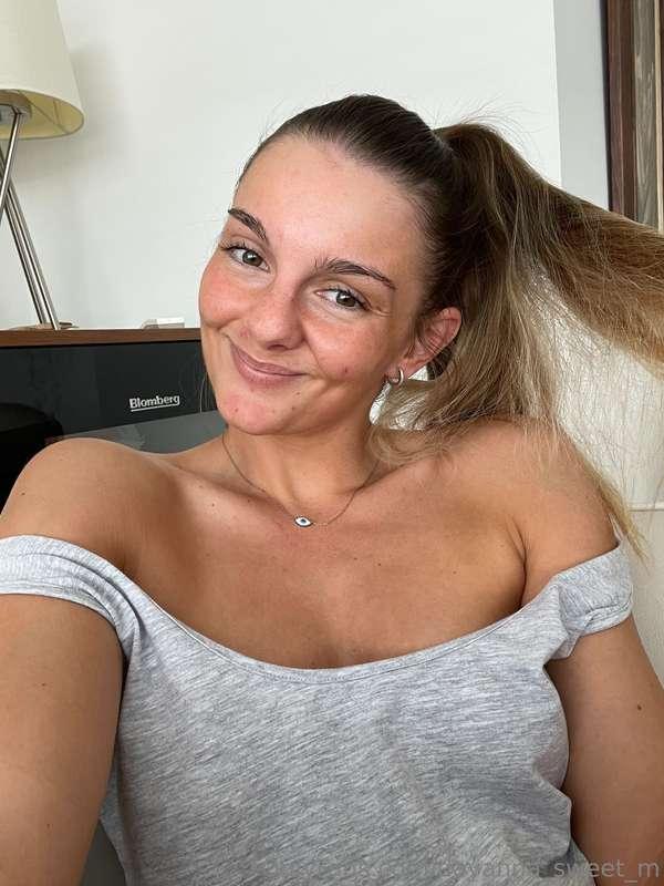 My friend started with OnlyFans literally 2 months ago after..