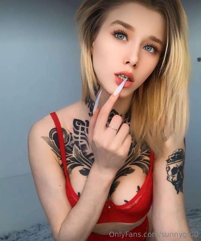 🔥 @angel_adele 🔥
Hottest girl you ever met in your life @ang..