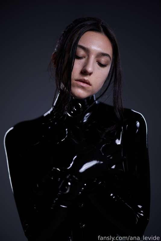 ana_levide image #326