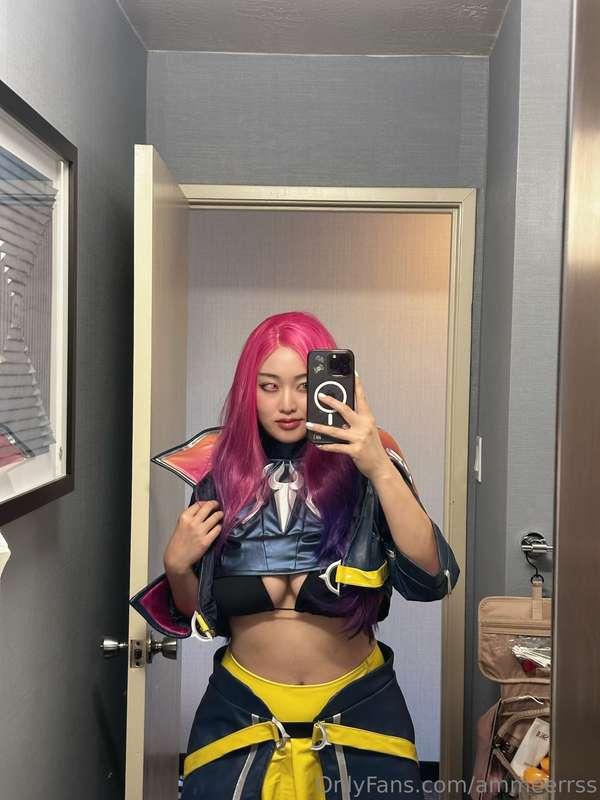 Any LOL fans around??