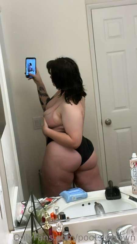 more ass <3 check your messages :D