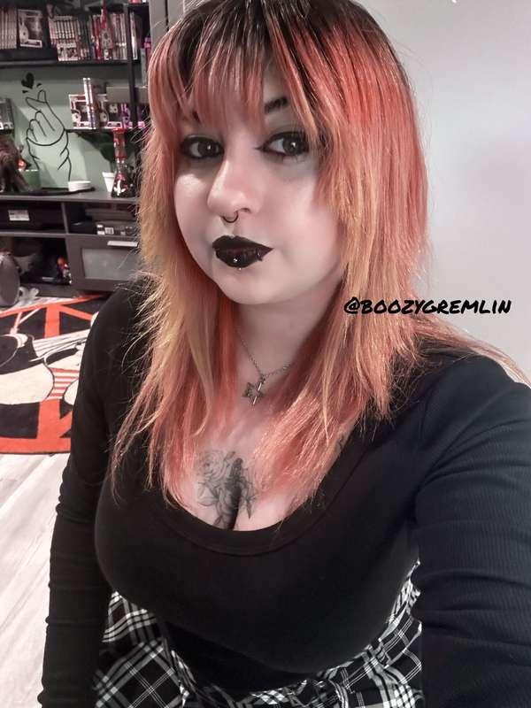 boozygremlinx image #1