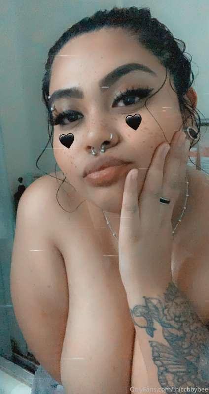Purchase my new vid & watch me play with my soapy tits & ass..