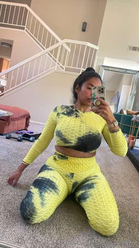 she thickkkkk 