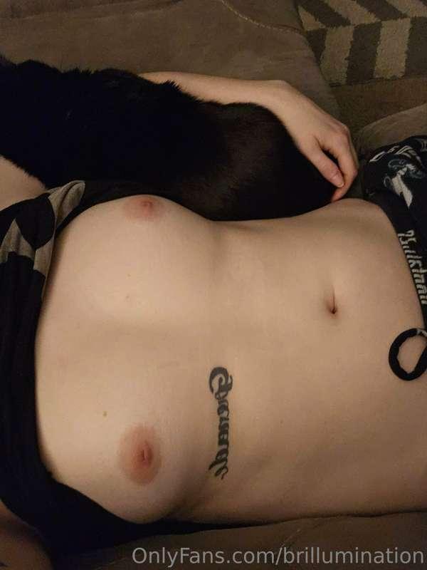 Kitties titties and some pj's ^.-