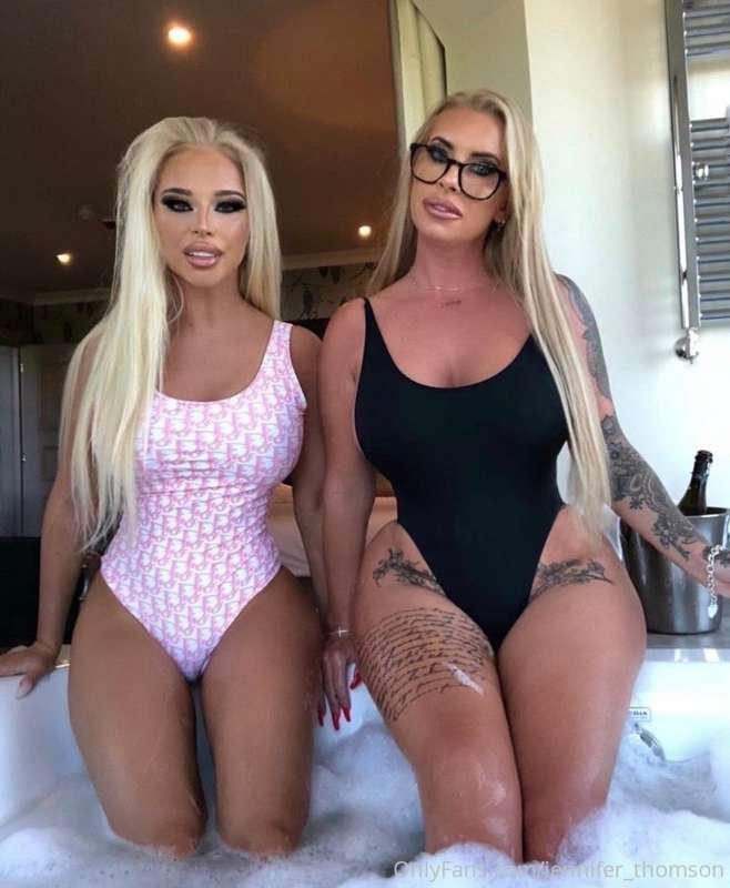 Hope you all have an amazing day!! 💗🖤
