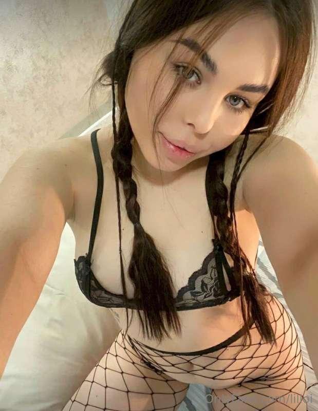 ## 🔥 Adorable @amoure_charlee! I'd love to hear about your w..