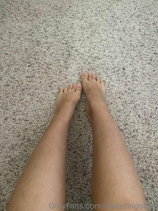 Feeties 💜🥰👣