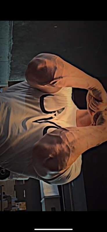It’s indeed veiny , also my forearms 😌