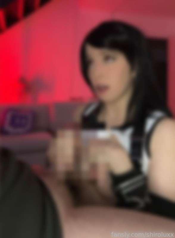 B/G, TIFA GETS TITTYFUCKED 🍒💦 thisss is definitely my most explicit vid i've ever made... i couldn't even make a full preview because of how fucking naughty this was 🙈 watch me jerk off and lube up his hard cock in my Tifa Lockheart cosplay before i take my titties out and start bouncing them up &amp; down on him 🍆 i couldn't hold back from how turned on i was i had to lick his cock &amp; slap it on my face too 👅 how long would u last if i tittyfucked you like this?
.
#tifalockhart #tifacosplay #tittyfuck #tittyfucking #b/g #cosplay