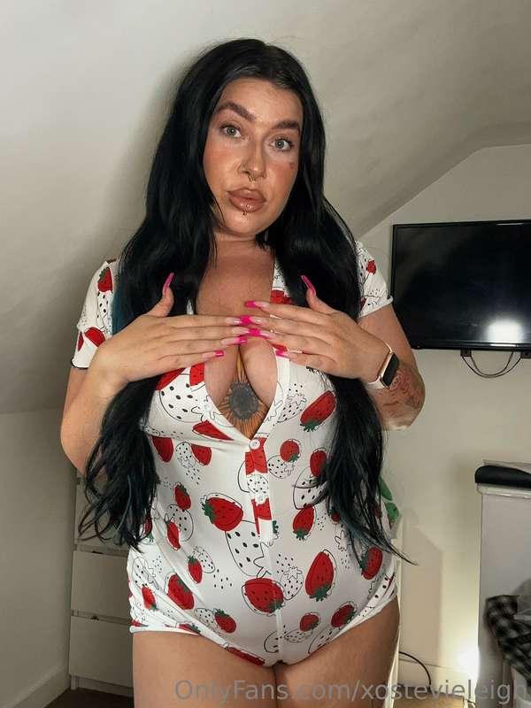 Would you fuck me wearing this?