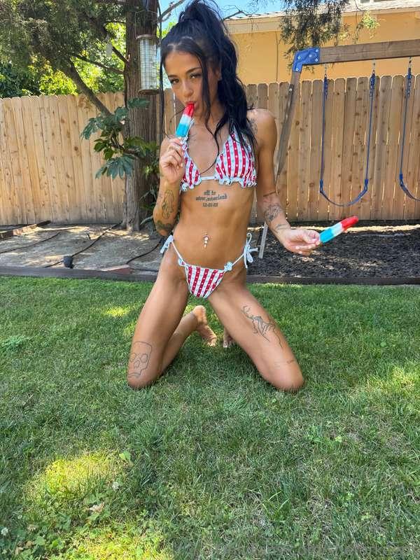 what do you think is sweeter: this popsicle or my pussy?