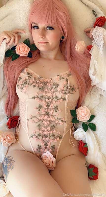 Happy Valentine’s Day my sweet loves!! Let me know what I ca..