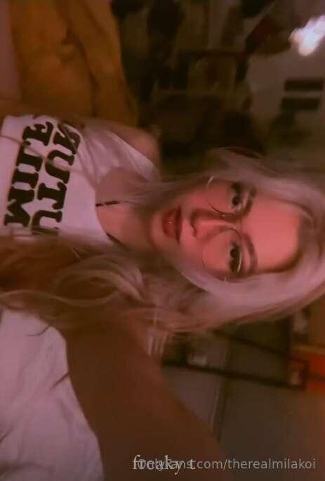 💋