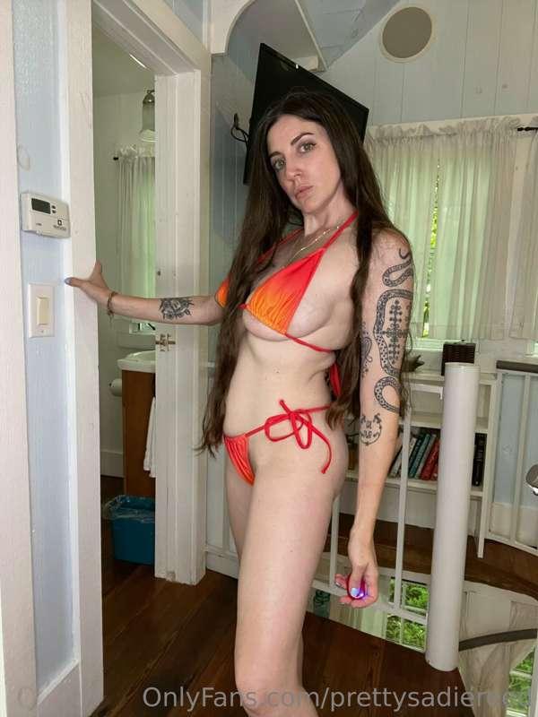 Being extra with these bikini photos don't mind me