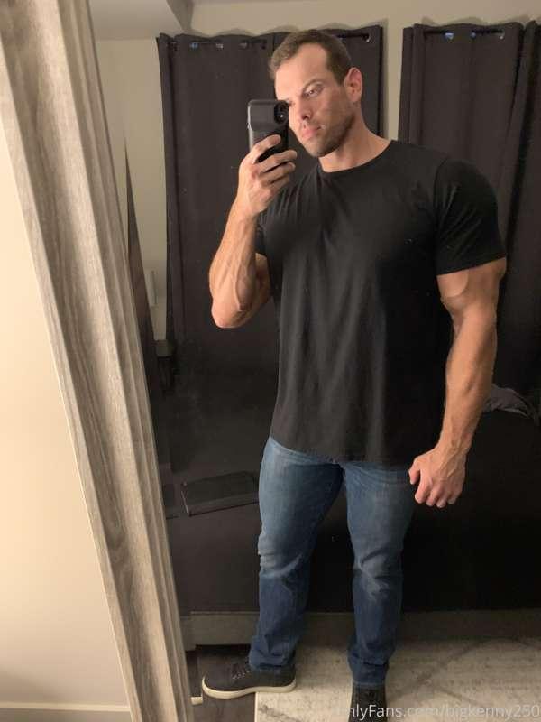 Last night… 😉🤴🏻