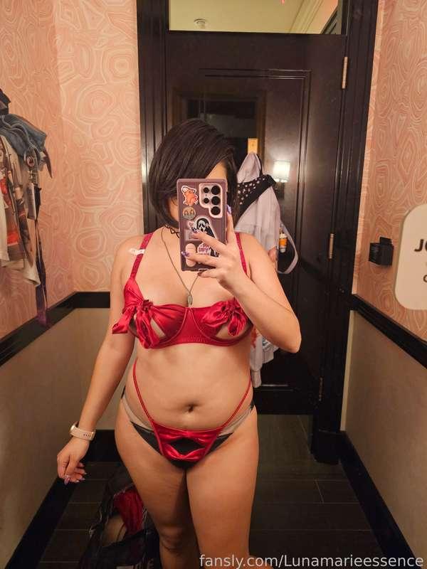 lunamarieessence image #5
