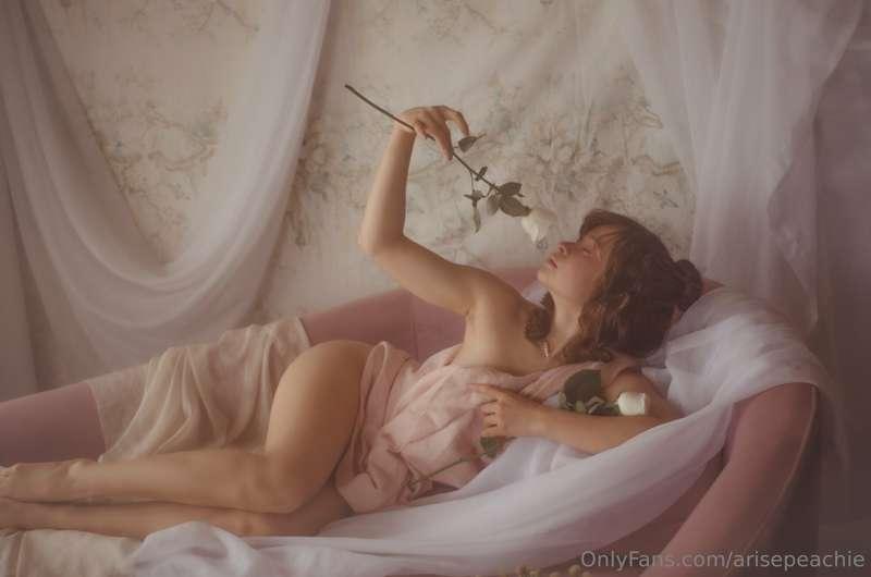 arisepeachy image #4
