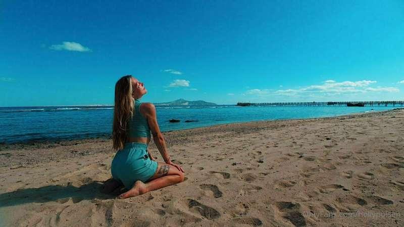 Today I went to the beach, the sea is very much in the mood ..