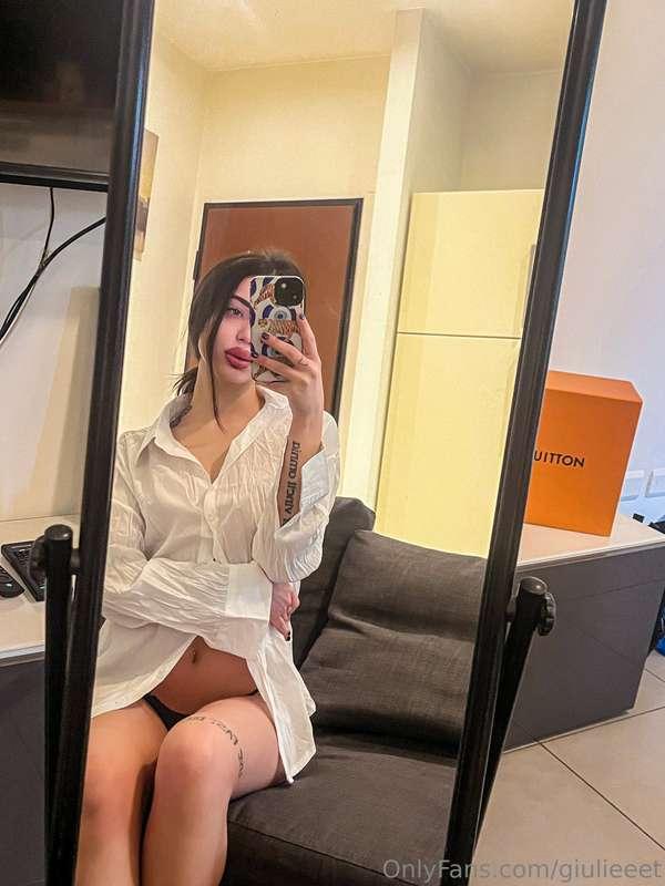 Preferisco stare senza reggiseno… per noi ragazze è scomodo ..