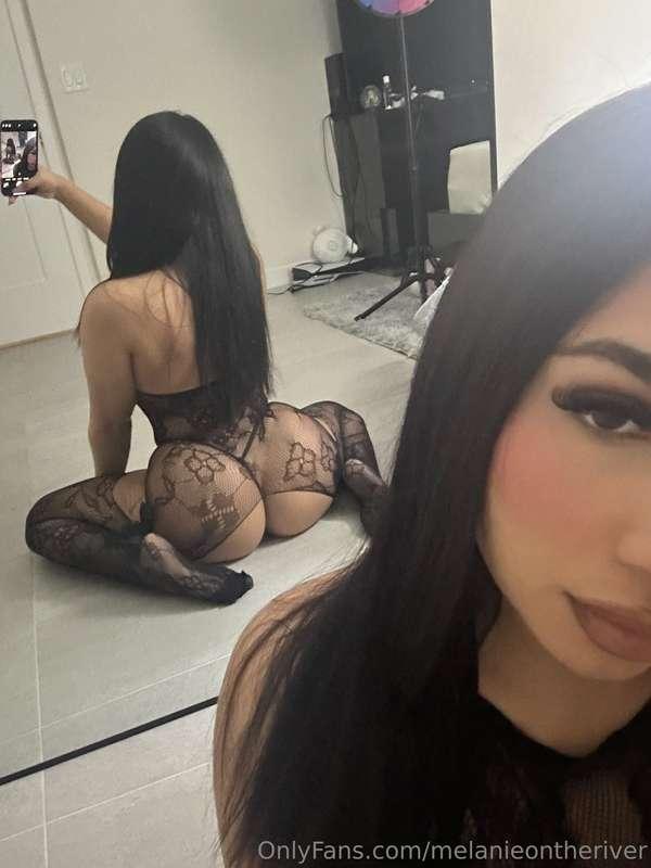 😜
