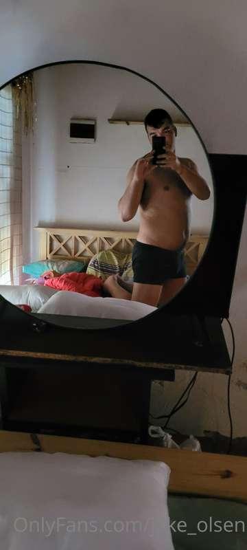 I'm so fucking horny 🔥🔥🔥🤤