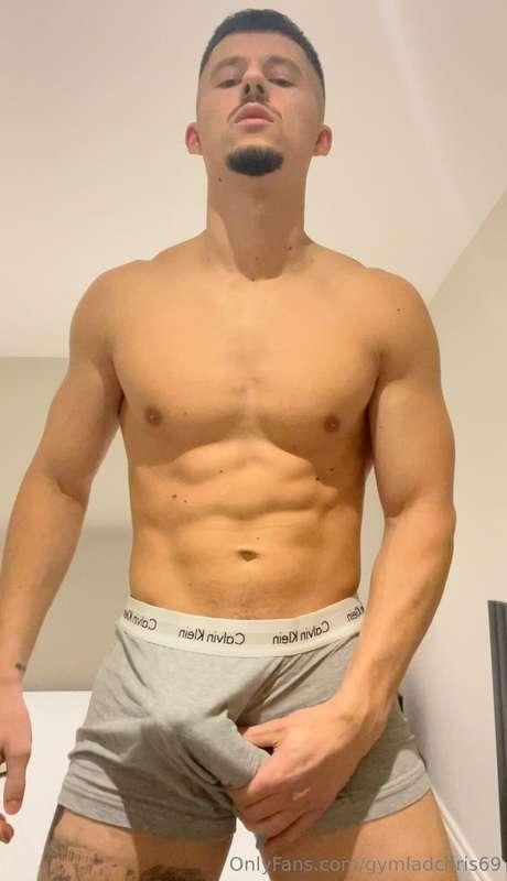 I'm getting hard so quick just by reading your messages 🥵 te..