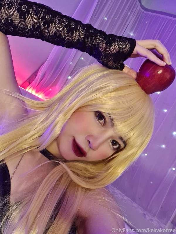 Take a bite out of my apple 😜