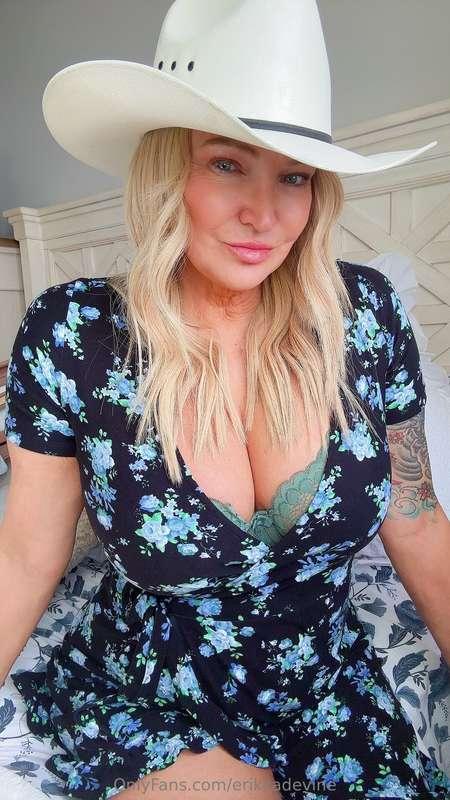 I’m excited for Stampede this year💋 Have you ever gone to Ca..