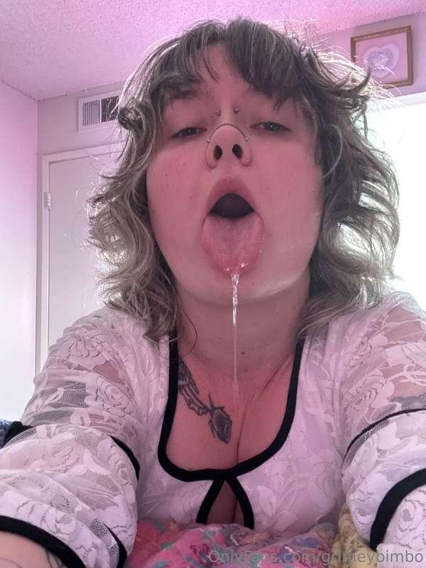 I neeeeeeeeeed my face to be fuuuuuucked