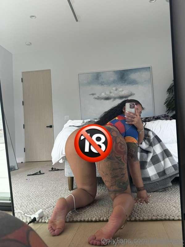 Don’t be shy… Slide into my Dm's and claim your free little ..