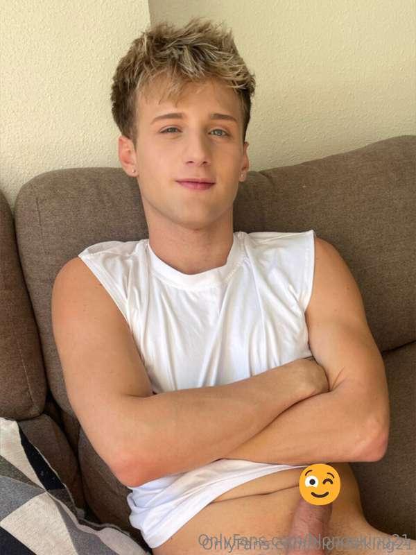 You know you want more of this! 😉 turn that RENEW ON so you ..