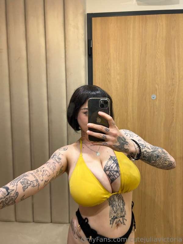 up for a little swim with me? or is that too risky haha ⚠️